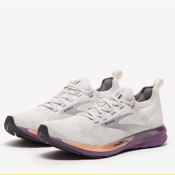 womens brooks ricochet 2